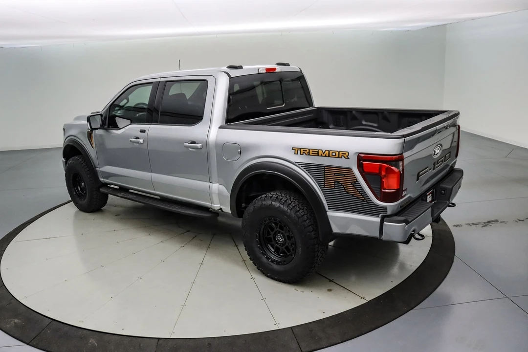 2025 Ford F-150 14th Gen - Image 9 of 21