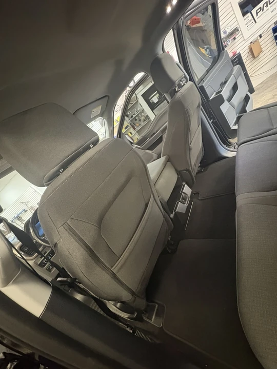 2025 Ford F-150 14th Gen - Image 24 of 31