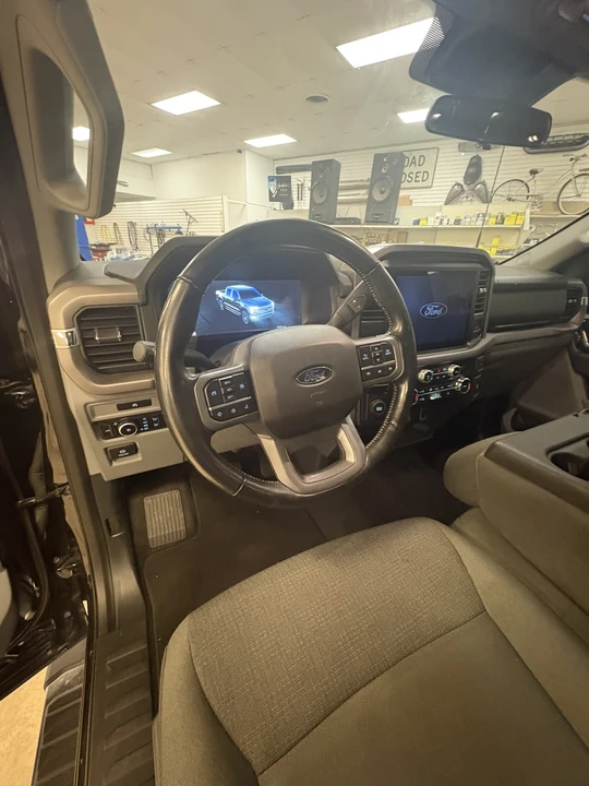 2025 Ford F-150 14th Gen - Image 16 of 31