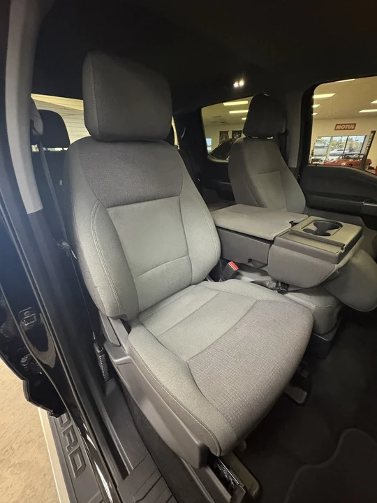 2025 Ford F-150 14th Gen - Image 22 of 31