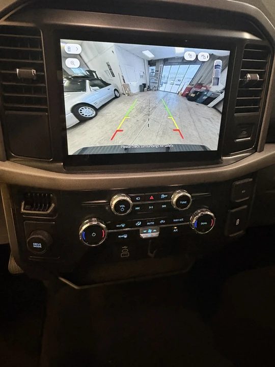 2025 Ford F-150 14th Gen - Image 11 of 31