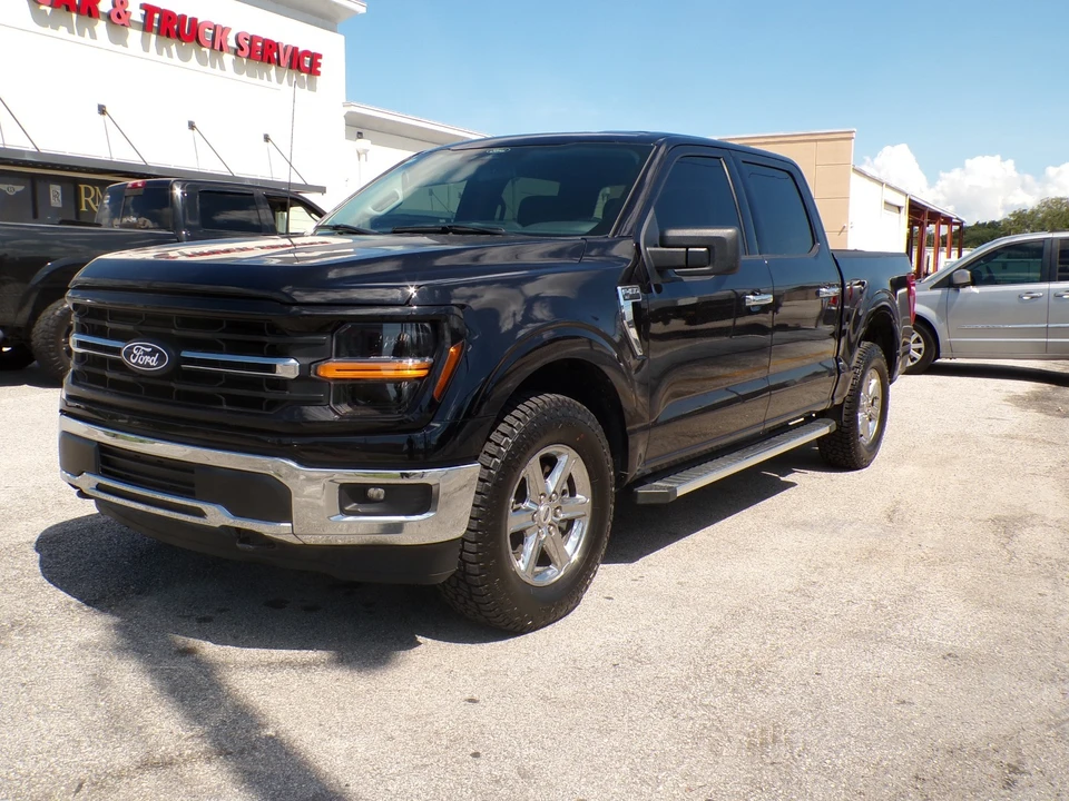2025 Ford F-150 14th Gen - Image 2 of 31