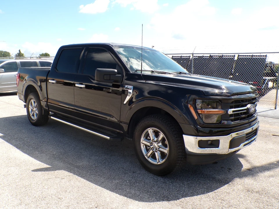 2025 Ford F-150 14th Gen - Image 4 of 31