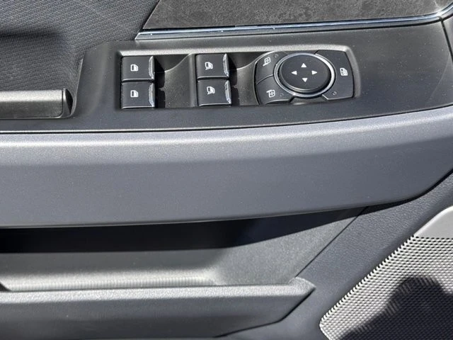 2025 Ford F-150 14th Gen - Image 16 of 30