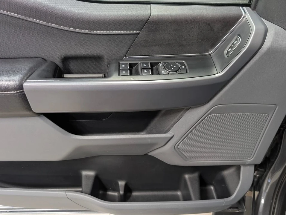 2025 Ford F-150 14th Gen - Image 13 of 31