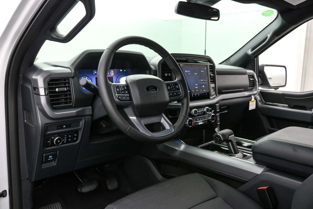 2025 Ford F-150 14th Gen - Image 14 of 21