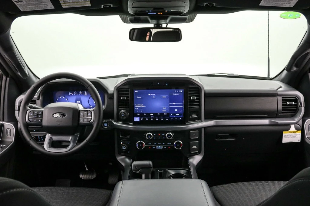2025 Ford F-150 14th Gen - Image 16 of 21