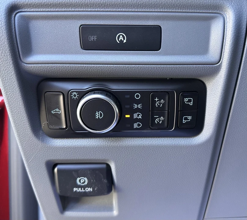 2025 Ford F-150 14th Gen - Image 19 of 21