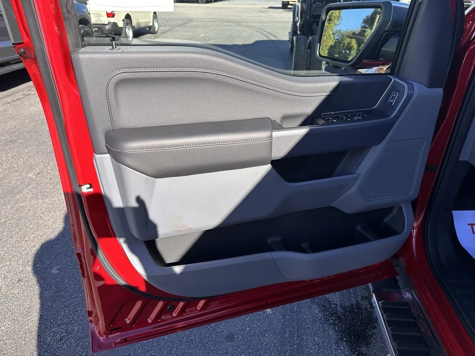 2025 Ford F-150 14th Gen - Image 10 of 21