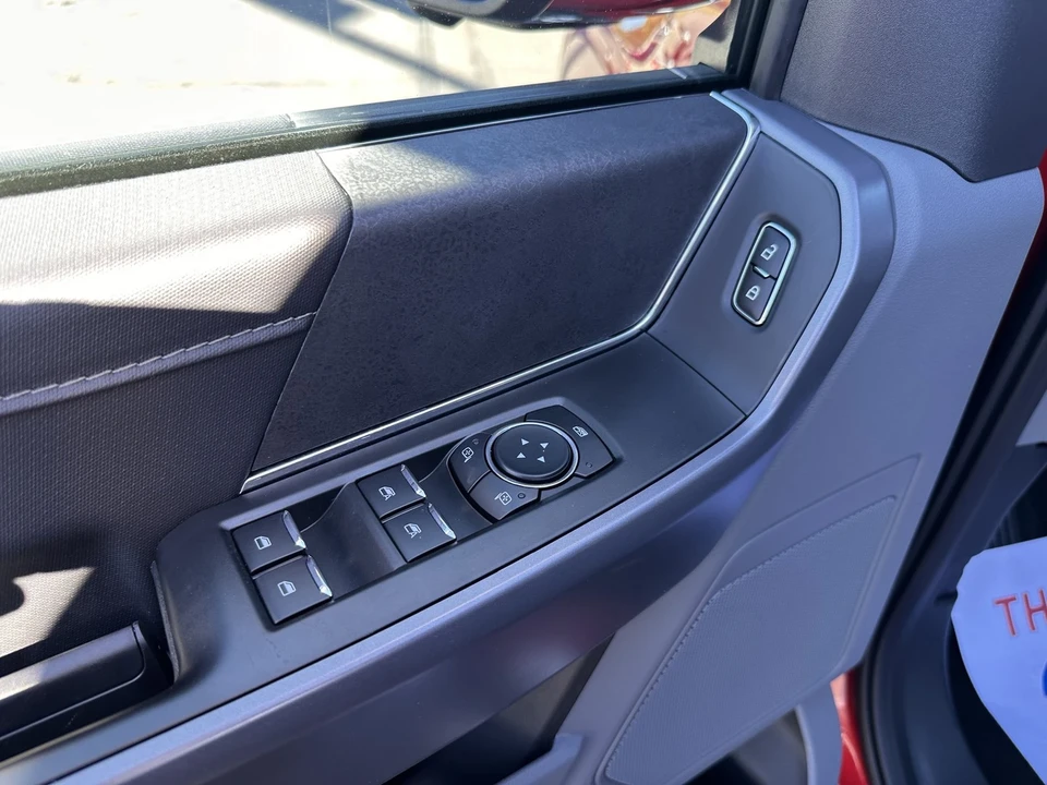 2025 Ford F-150 14th Gen - Image 18 of 21