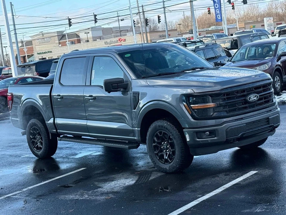 2025 Ford F-150 14th Gen - Image 9 of 12
