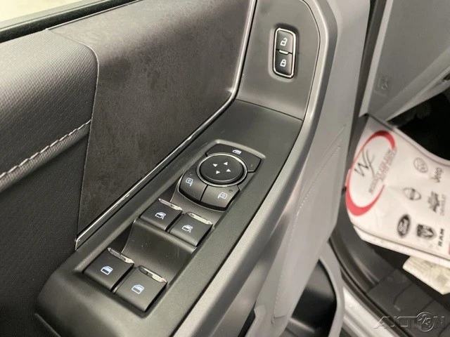 2025 Ford F-150 14th Gen - Image 10 of 12
