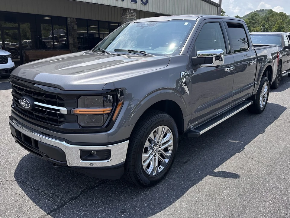 2025 Ford F-150 14th Gen - Image 2 of 30
