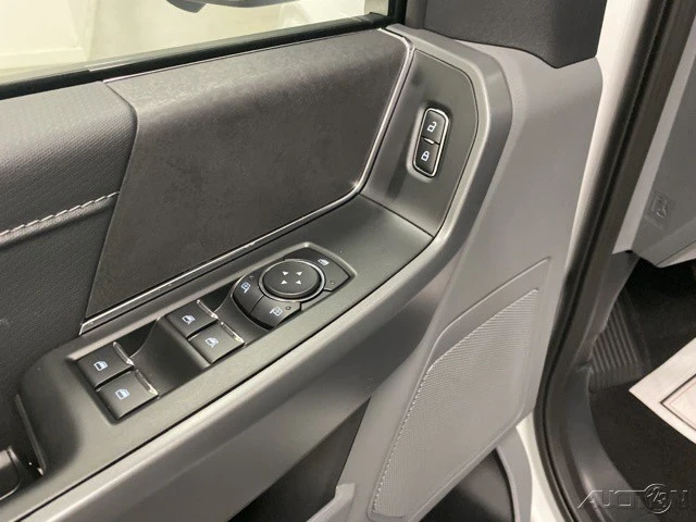 2025 Ford F-150 14th Gen - Image 9 of 12