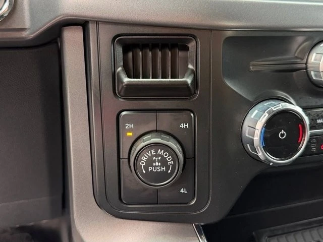 2025 Ford F-150 14th Gen - Image 29 of 31