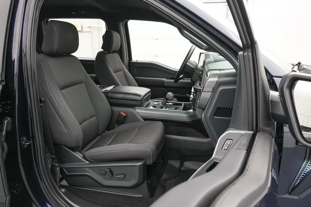 2025 Ford F-150 14th Gen - Image 22 of 25