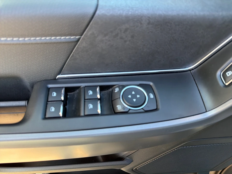 2025 Ford F-150 14th Gen - Image 20 of 31