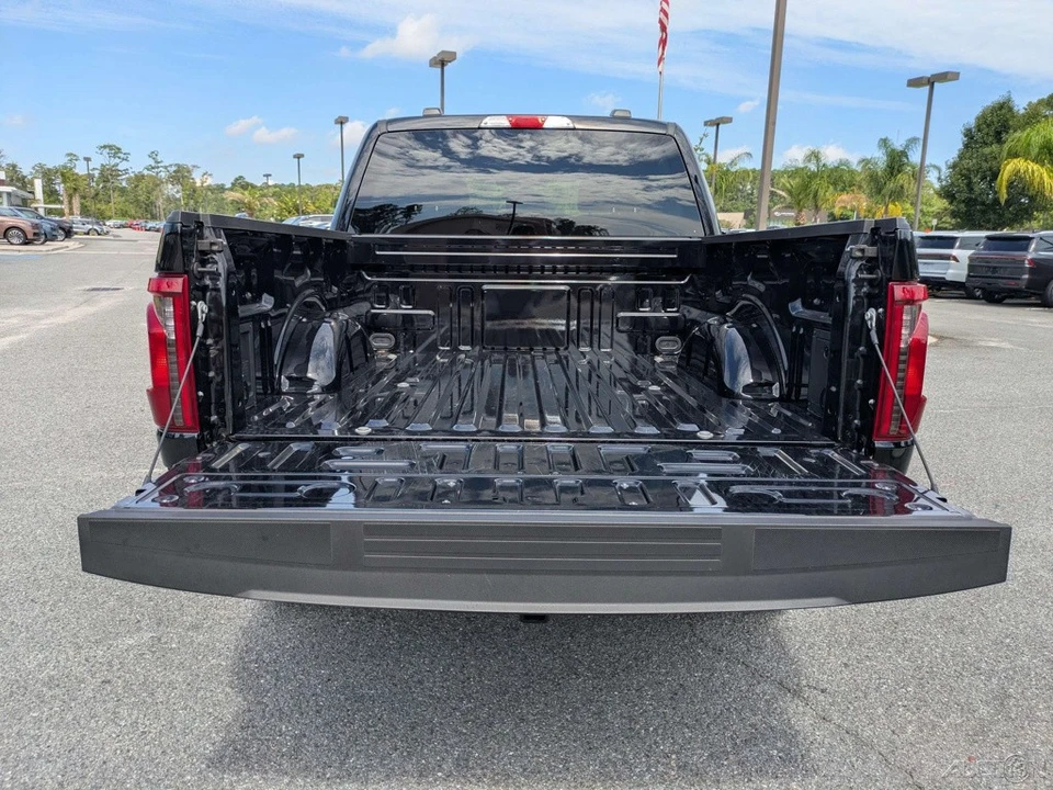 2025 Ford F-150 14th Gen - Image 4 of 17