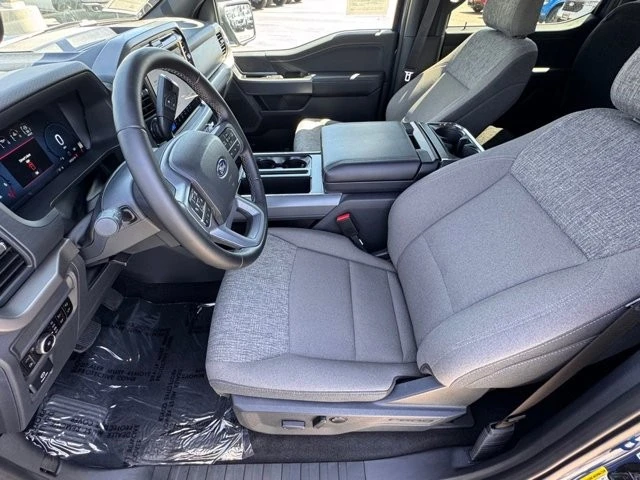 2025 Ford F-150 14th Gen - Image 17 of 30