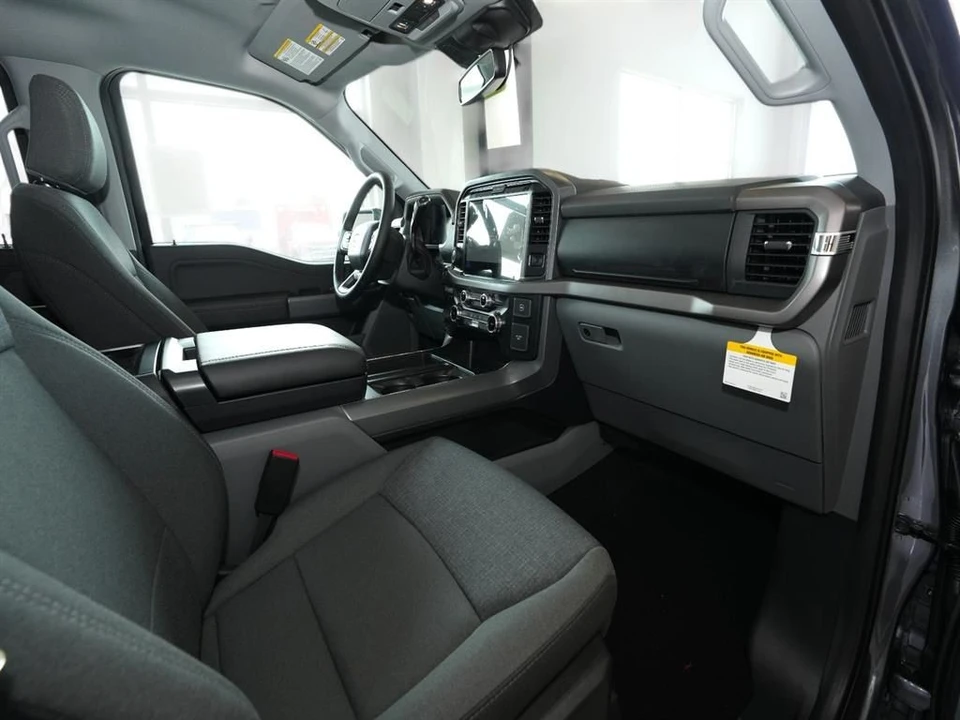 2025 Ford F-150 14th Gen - Image 20 of 21