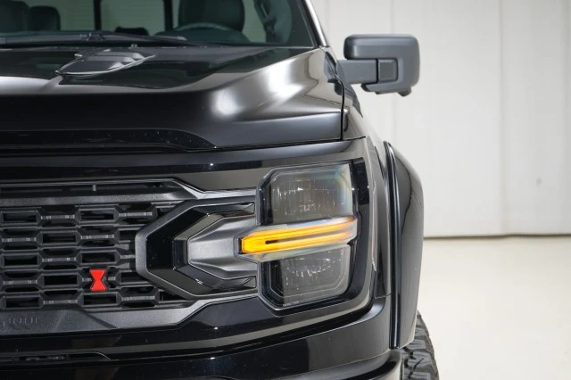 2025 Ford F-150 14th Gen - Image 9 of 21