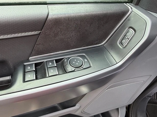 2025 Ford F-150 14th Gen - Image 13 of 27