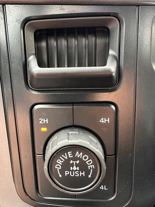2025 Ford F-150 14th Gen - Image 21 of 31