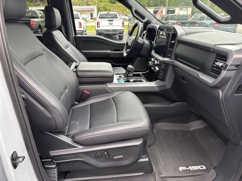 2025 Ford F-150 14th Gen - Image 16 of 31