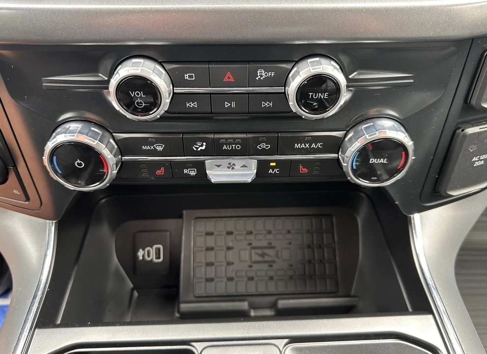 2025 Ford F-150 14th Gen - Image 29 of 31