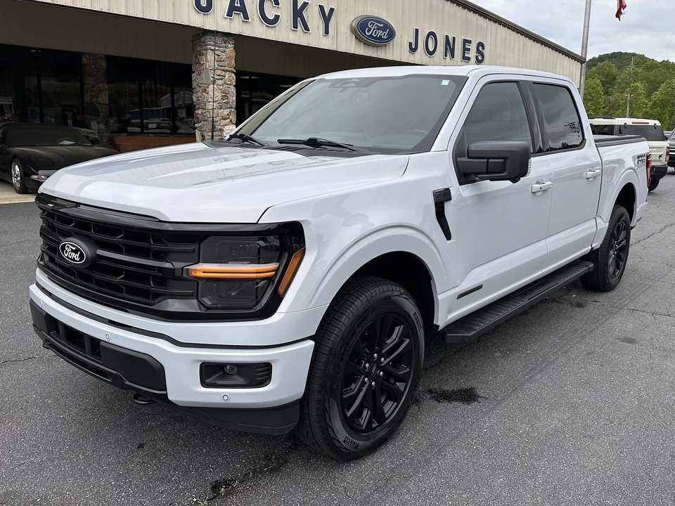 2025 Ford F-150 14th Gen - Image 2 of 31