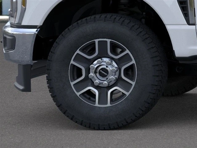 2025 Ford Super Duty 5th Gen - Image 19 of 21
