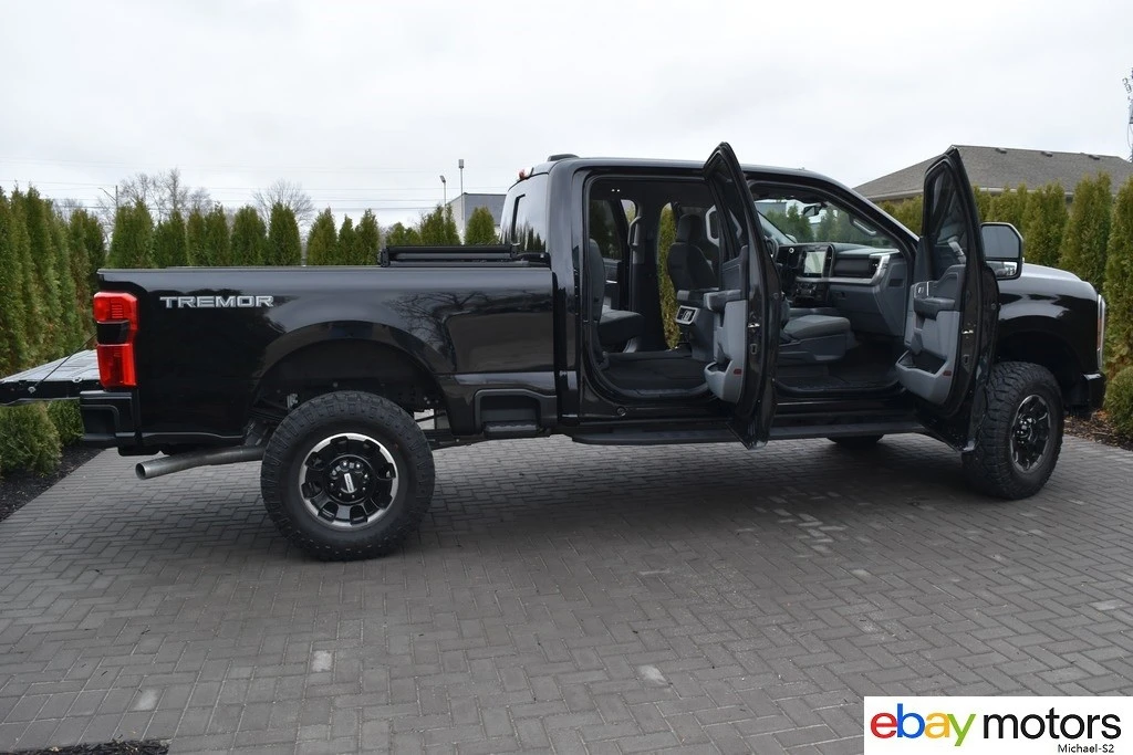 2025 Ford Super Duty 5th Gen - Image 20 of 21