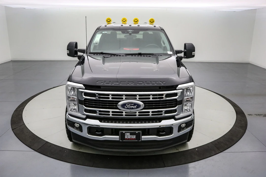 2025 Ford Super Duty 5th Gen - Image 12 of 21