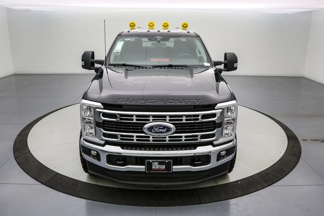 2025 Ford Super Duty 5th Gen - Image 12 of 21