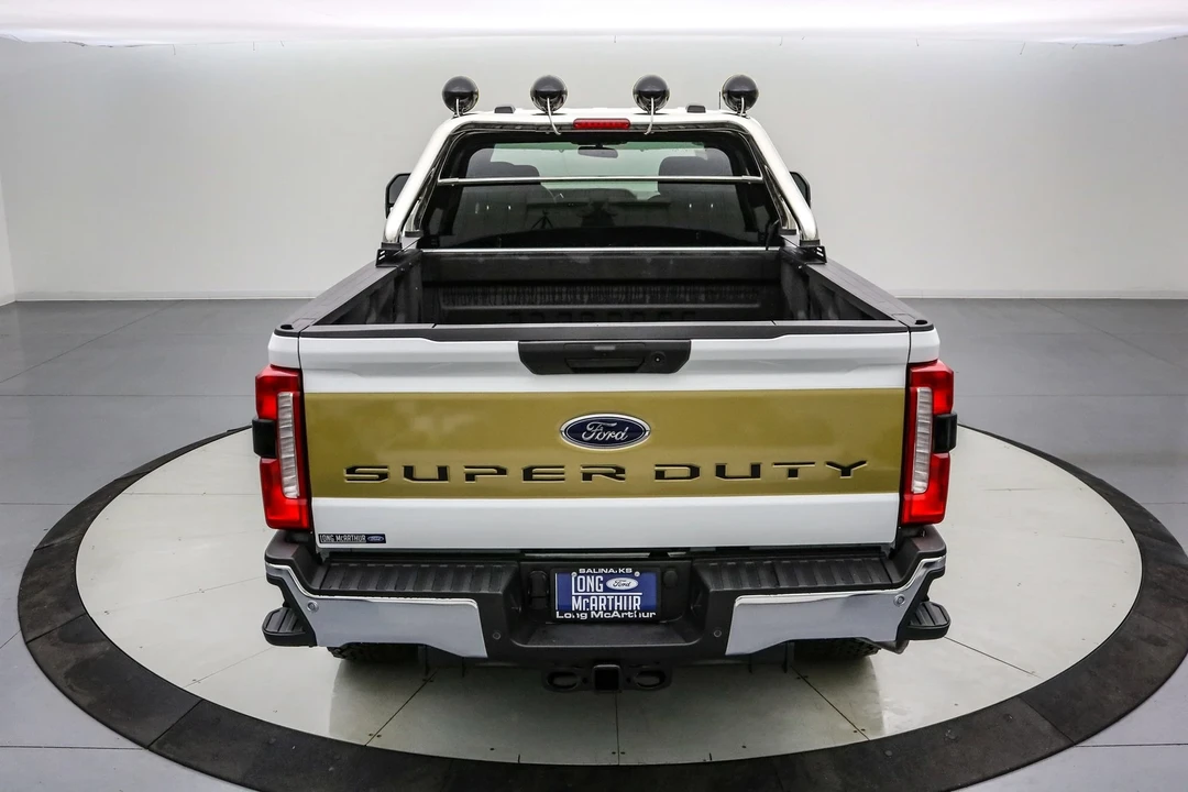 2025 Ford Super Duty 5th Gen - Image 6 of 21
