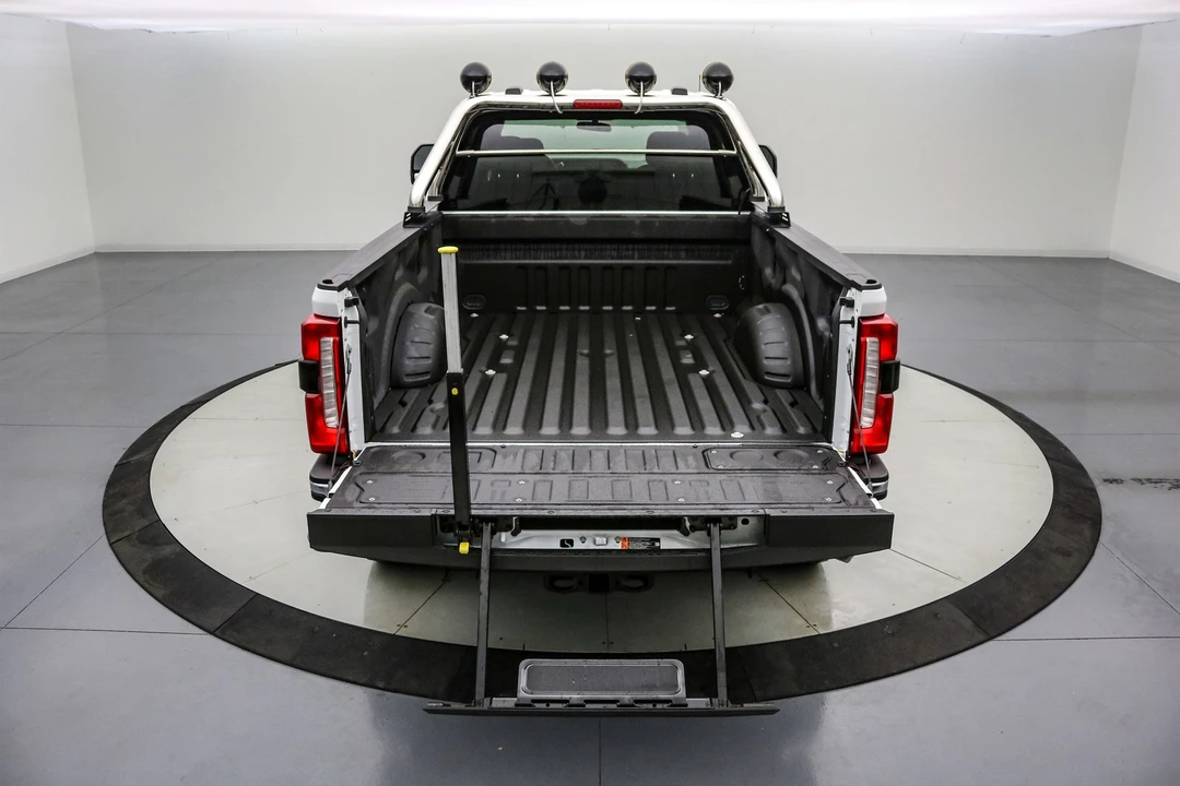 2025 Ford Super Duty 5th Gen - Image 7 of 21