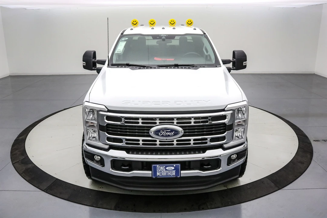 2025 Ford Super Duty 5th Gen - Image 11 of 21