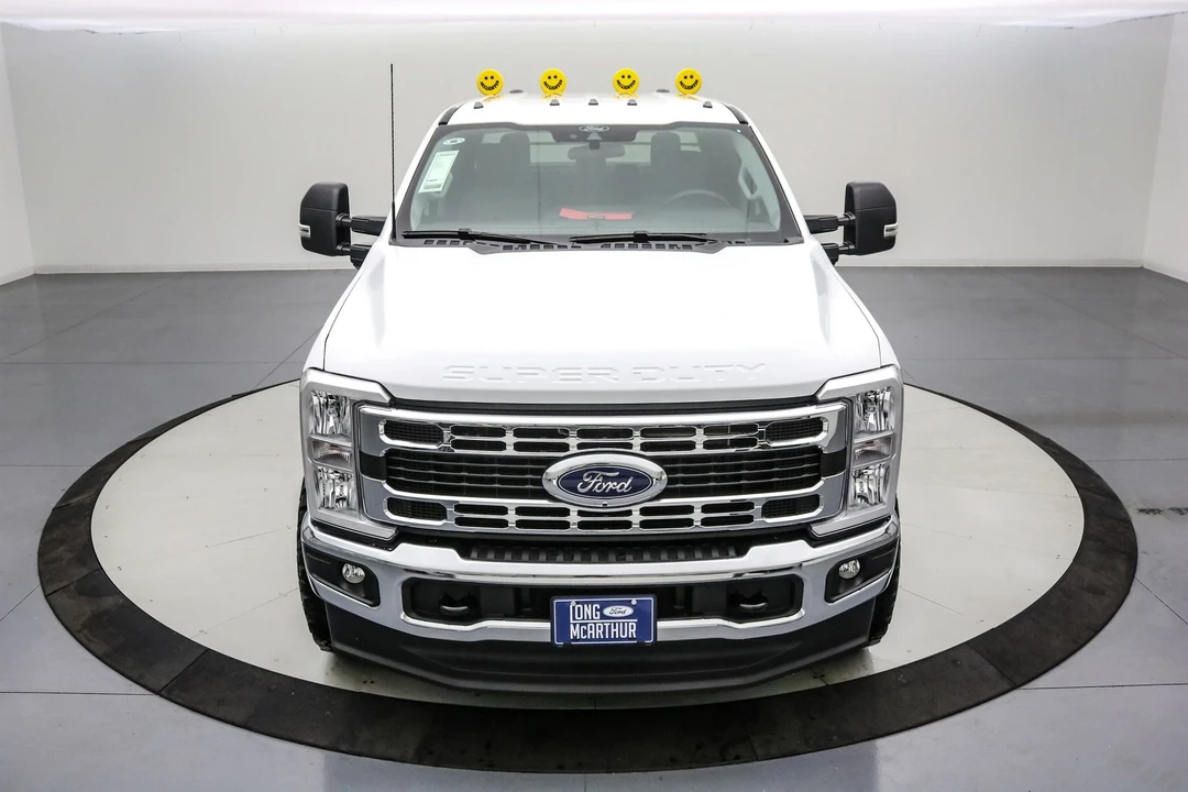 2025 Ford Super Duty 5th Gen - Image 11 of 21