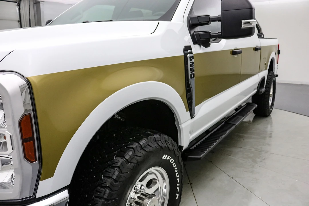 2025 Ford Super Duty 5th Gen - Image 18 of 21