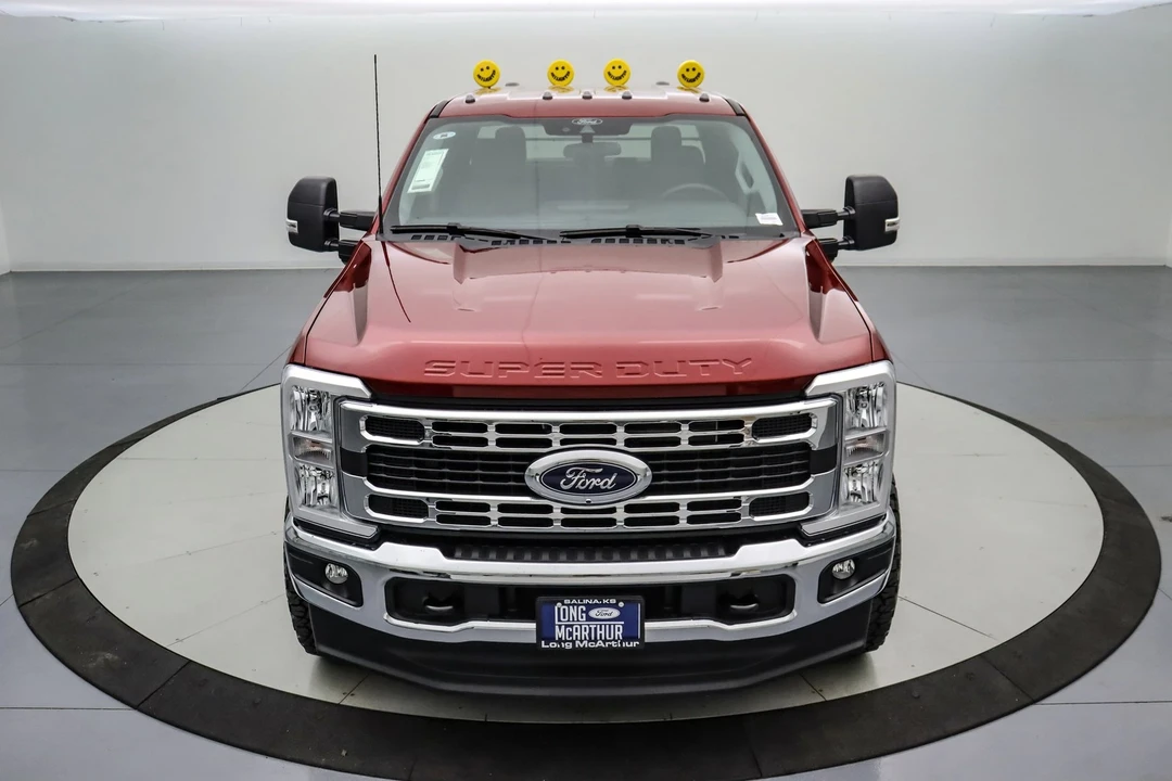2025 Ford Super Duty 5th Gen - Image 12 of 21