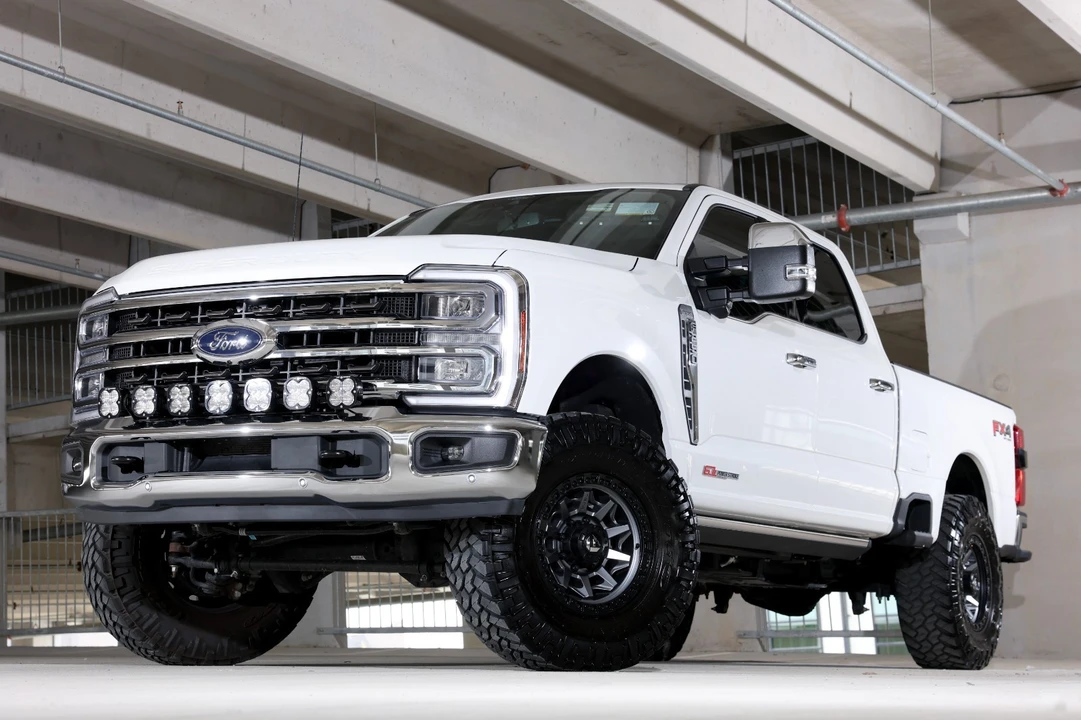 2025 Ford Super Duty 5th Gen - Image 7 of 12