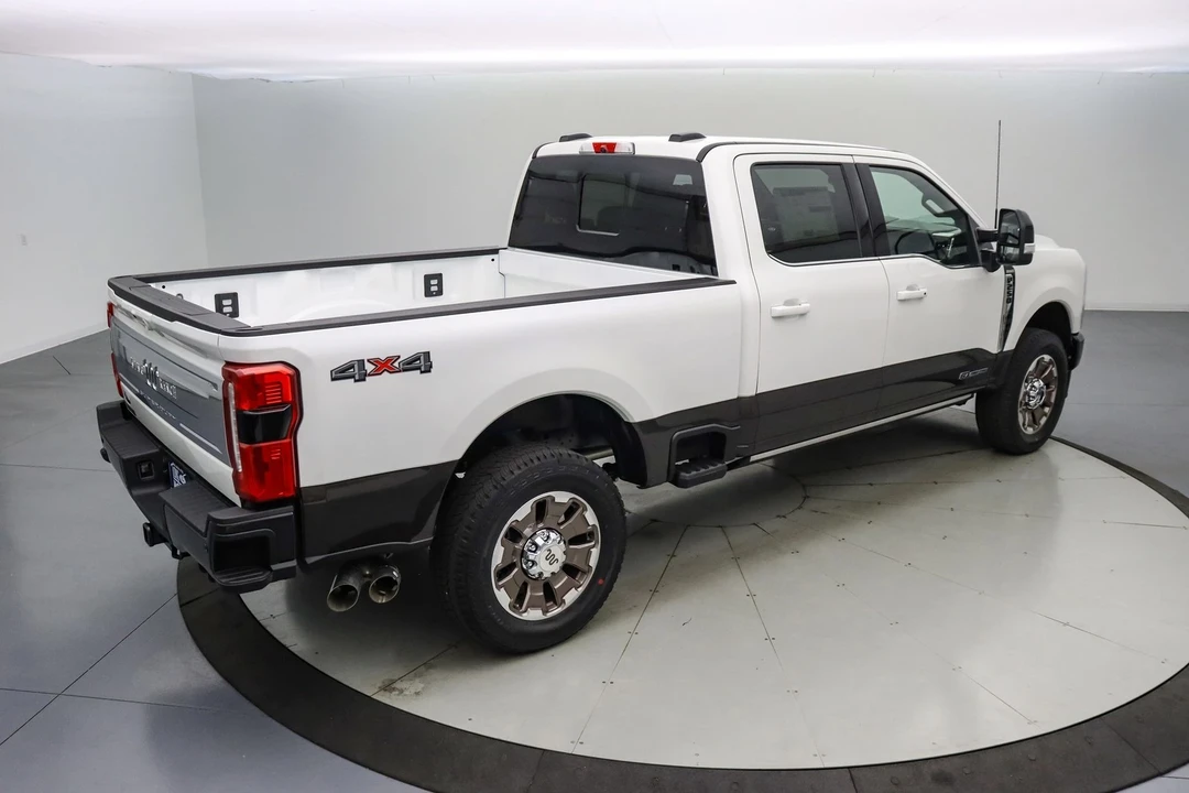 2025 Ford Super Duty 5th Gen - Image 5 of 21