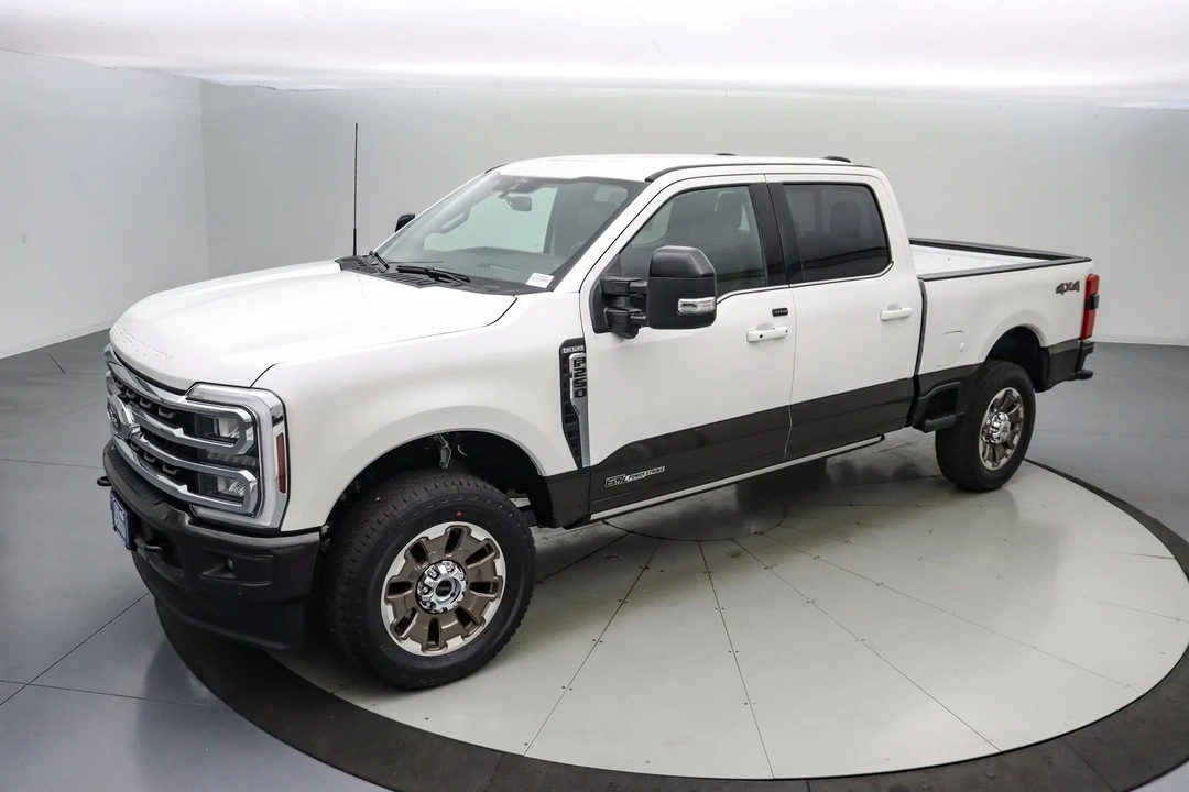 2025 Ford Super Duty 5th Gen - Image 10 of 21
