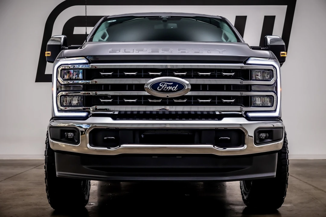 2025 Ford Super Duty 5th Gen - Image 3 of 12