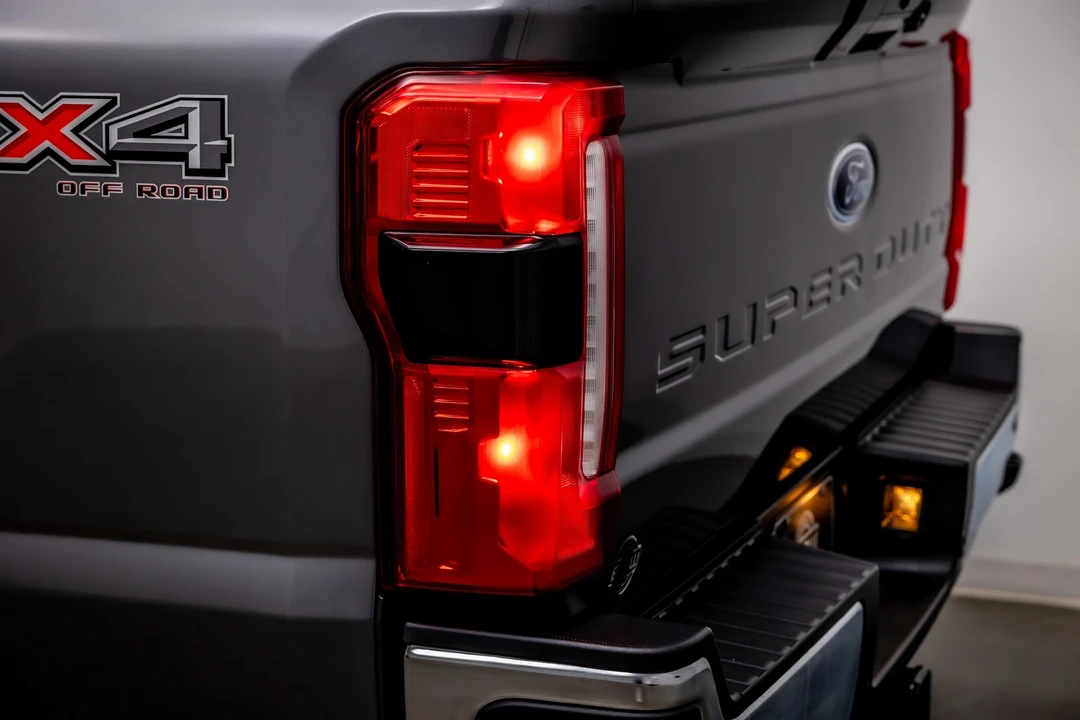2025 Ford Super Duty 5th Gen - Image 11 of 21