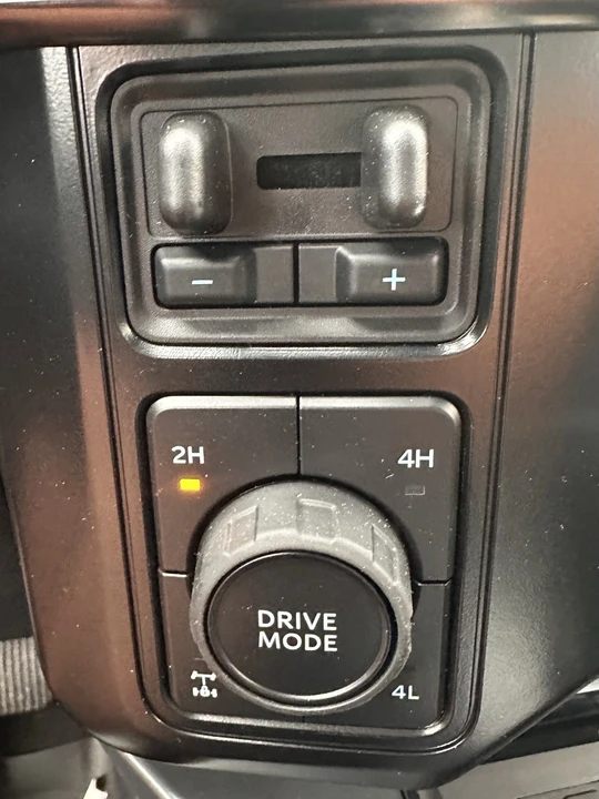 2025 Ford Super Duty 5th Gen - Image 20 of 21