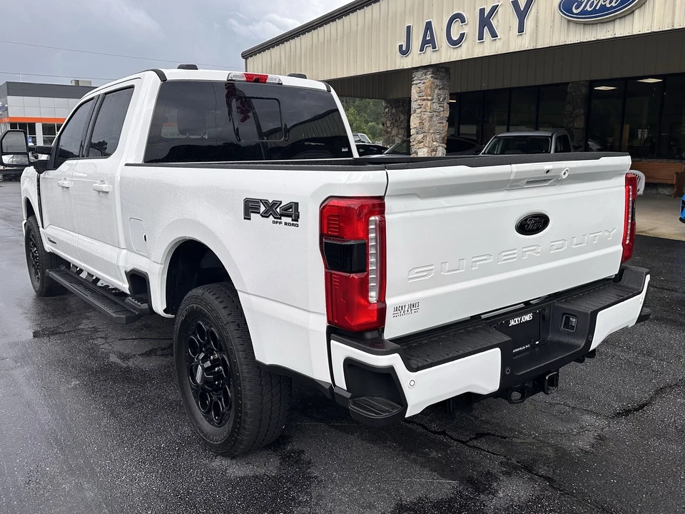 2025 Ford Super Duty 5th Gen - Image 8 of 21