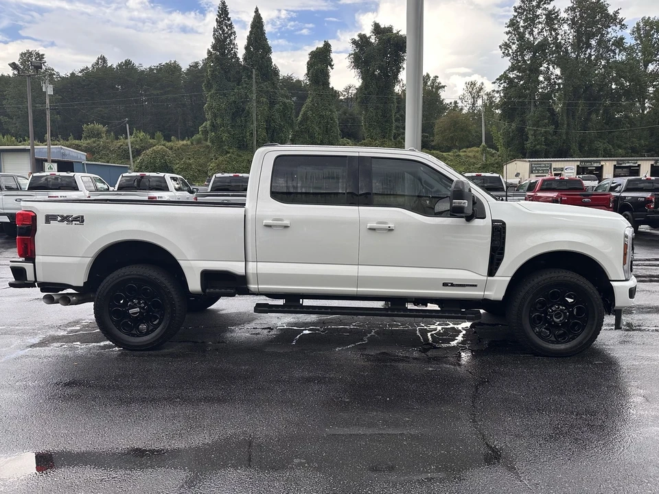 2025 Ford Super Duty 5th Gen - Image 5 of 21