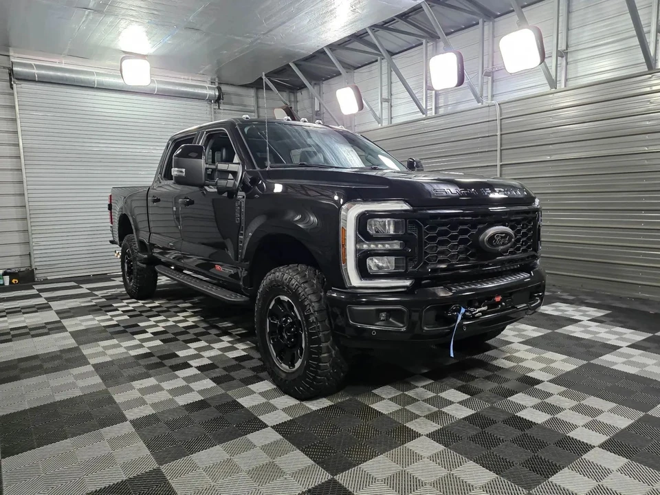 2025 Ford Super Duty 5th Gen - Image 4 of 12