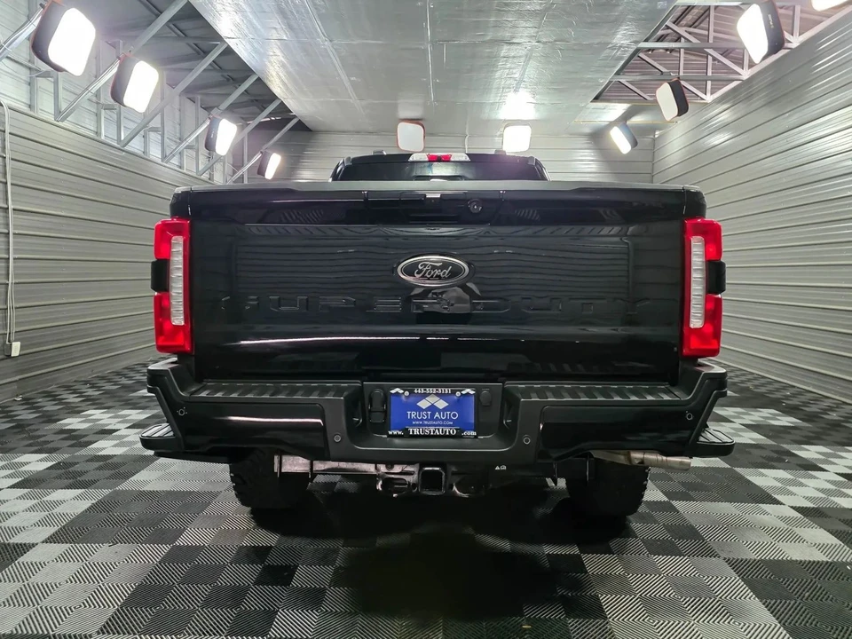 2025 Ford Super Duty 5th Gen - Image 6 of 12